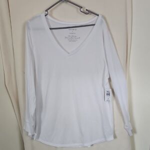 Torrid Women's White V-Neck Top